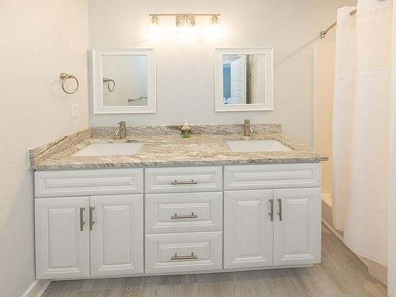 3rd image of 304 27th St #300-302&30