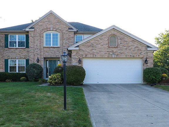 2nd image of 1272 Cloverleaf Ln