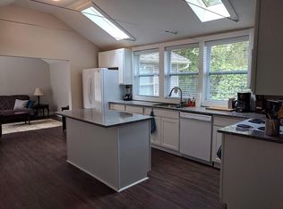 904 Sapphire Rd, Knoxville, TN 37919