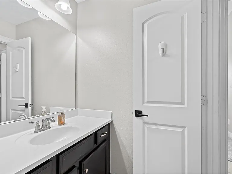 27121 Holtwood Grove Rd — Photo 39