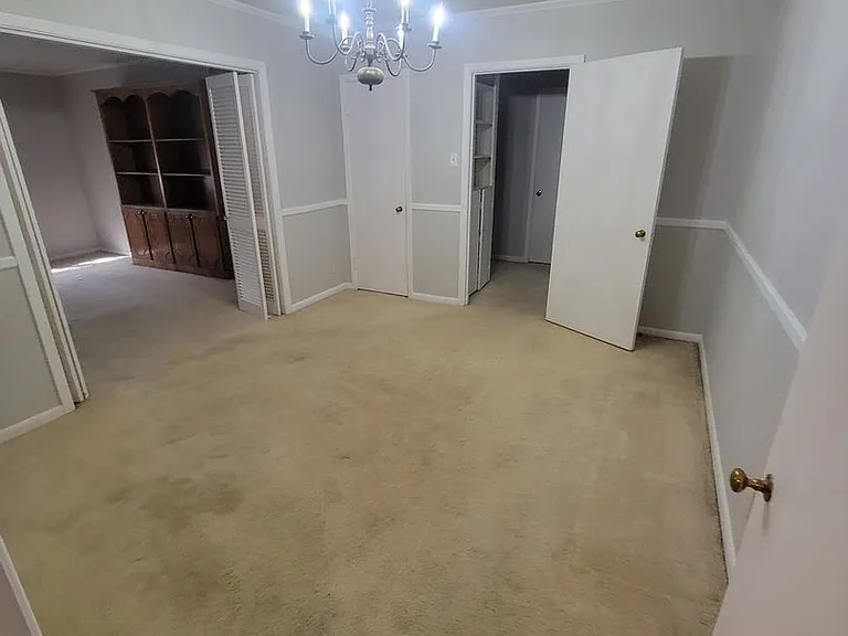 1712 Spencer Ave — Photo 4