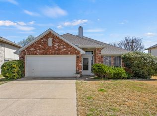 7318 Armstrong Ln, Rowlett, TX 75089