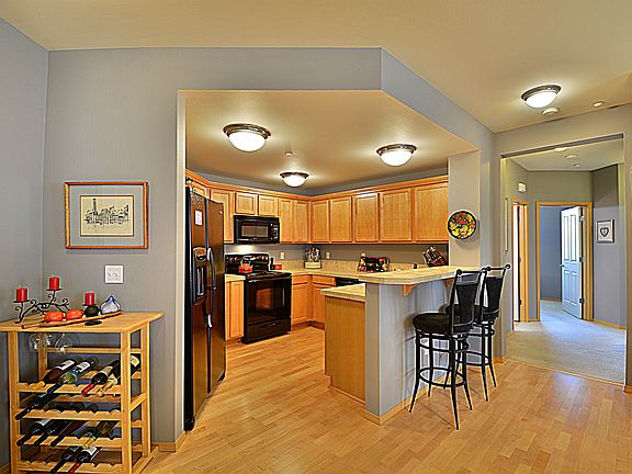 5th image of 23940 NE 115th Ln #203