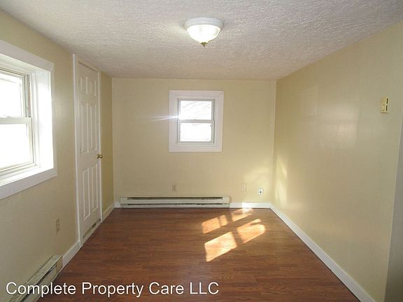 3rd image of 1705 S Birch St