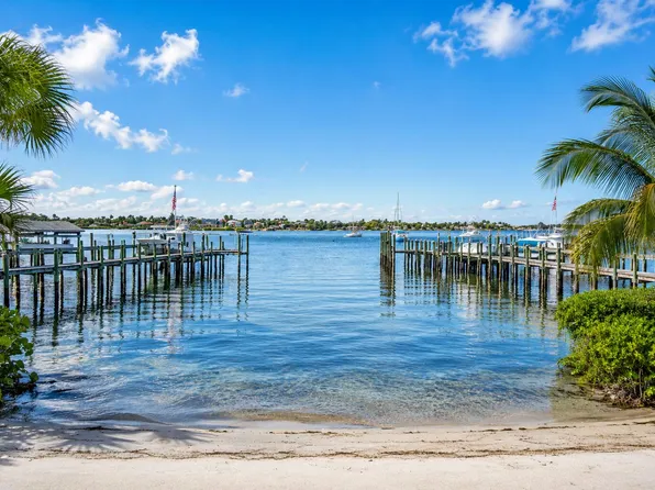 624 SW St Lucie Crescent #208, Stuart, FL 34994