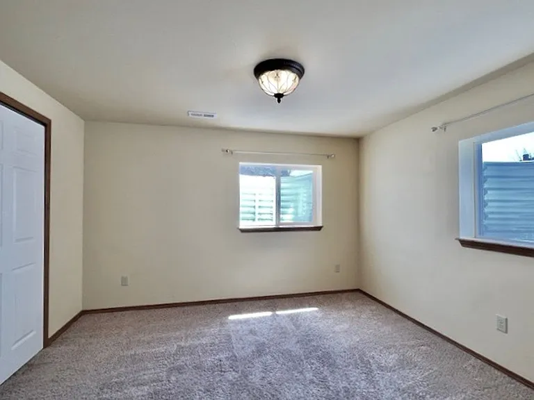 4275 Addax Ct — Photo 16