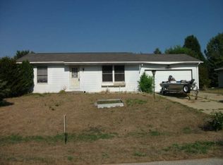 53636 Hyde Park Dr, Bristol, IN 46507