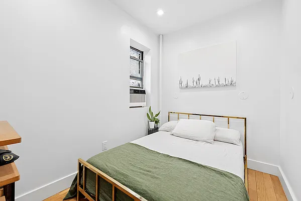 Sold by Douglas Elliman | media 6