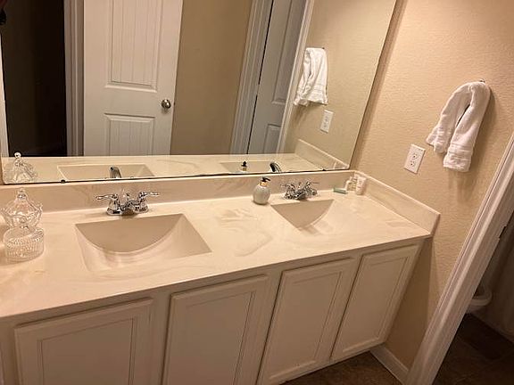 5th image of 9907 Sterling Place Dr #2