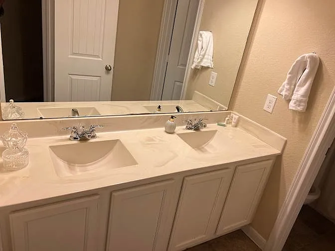 9907 Sterling Place Dr #4 — Photo 5