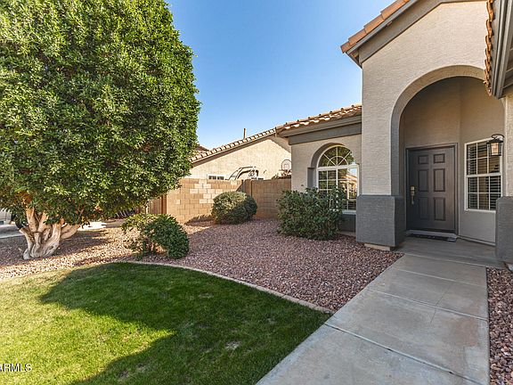 4th image of 1283 W MORELOS Street