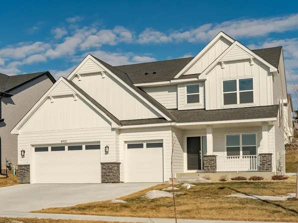 4933 Noble Dr NW, Rochester, MN 55901
