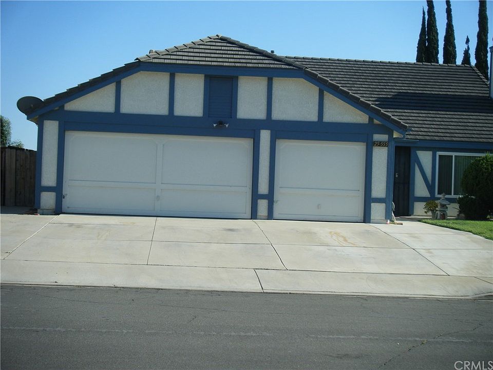 1st image of 25555 Fernbush St
