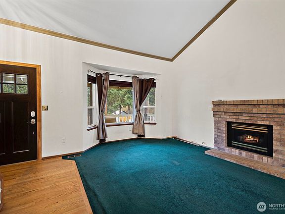 3rd image of 32446 Morgan Drive