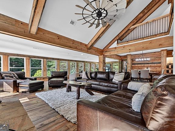 2nd image of 201 Highland Falls Rd #1