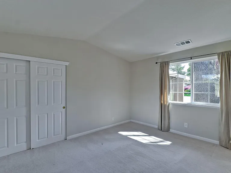 18701 Newsom Ave — Photo 31