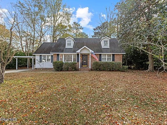 2nd image of 806 Smallwood Drive