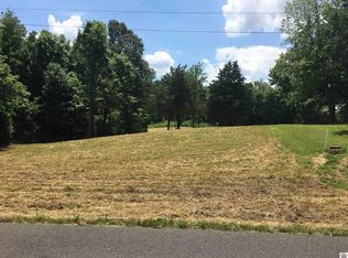 920 Kenmar Rd, Paducah, KY 42003