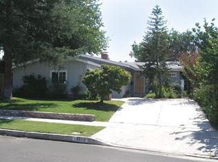 18552 Lemay St, Reseda, CA 91335