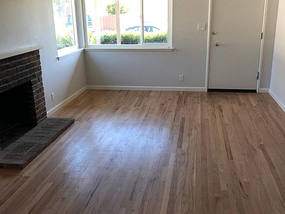 4th image of 1671 Phantom Ave