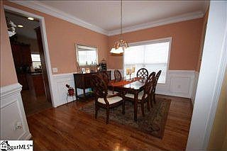 5th image of 312 Moss Wood Cir