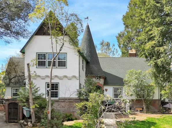 Kenmass Ave, Auburn, CA 95603
