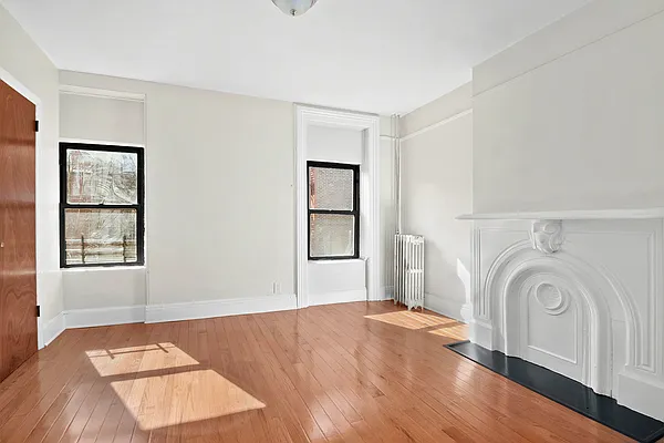 Rented by Ivey North LLC | media 13