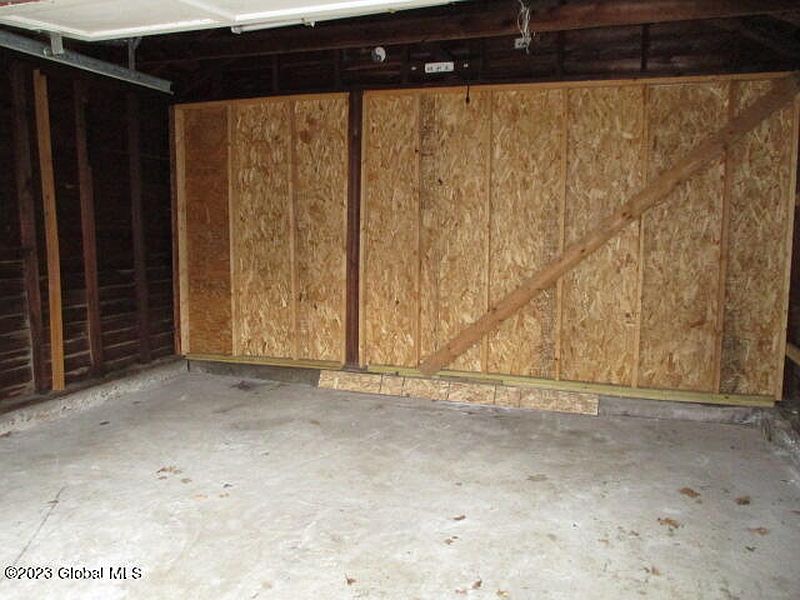 5th image of 1551 Helderberg Avenue