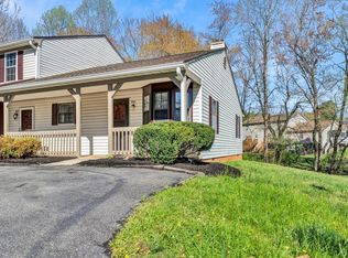 301 Gooseneck Ct, Forest, VA 24551
