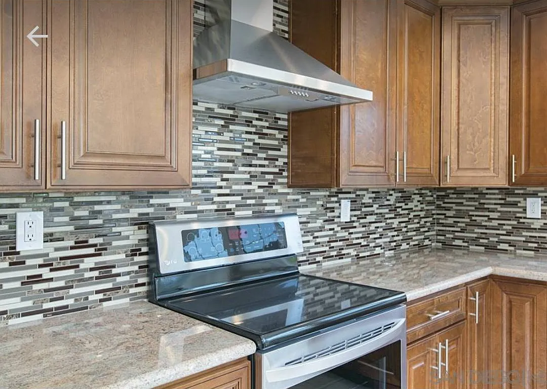 5 bed, 2255 sqft, $980 — Photo 2