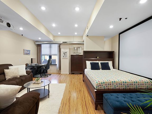 2nd image of 232 Pavonia Ave APT 418