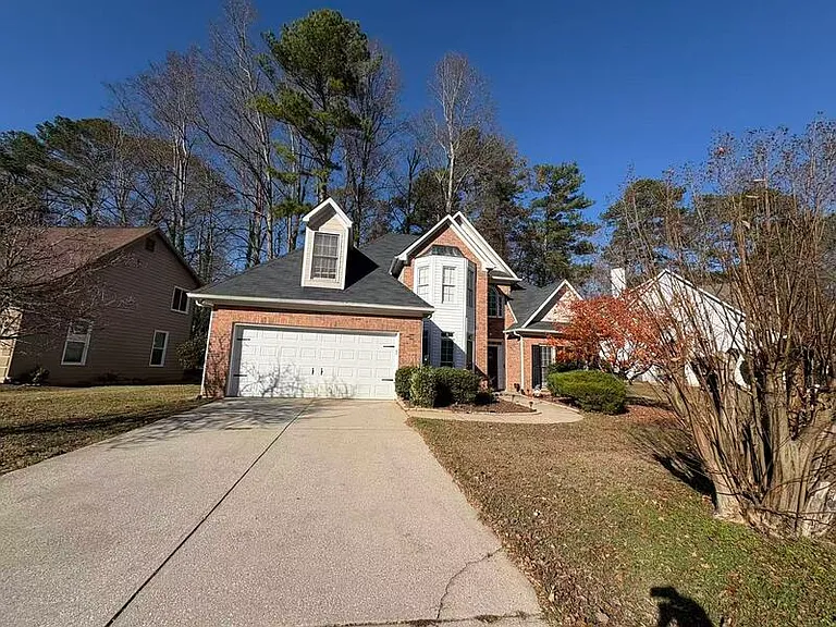 553 Mountain Oaks Pkwy — Photo 2