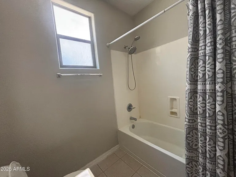 3942 E Claxton Ave — Photo 16