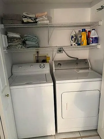 2 bed, 2.0 bath, 1196 sqft, $2,100 — Photo 3