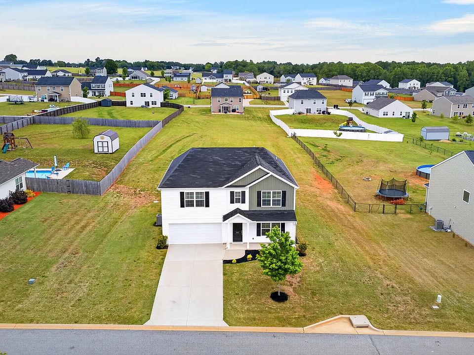 1st image of 7061 Luna Mae Ct