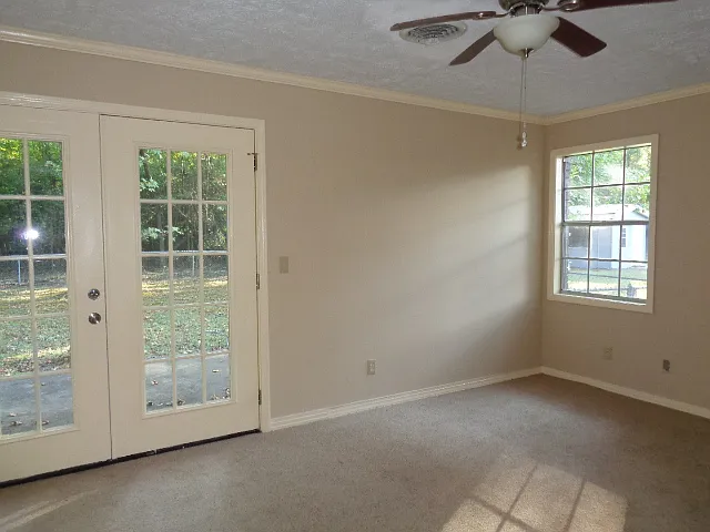 108 Crepe Myrtle Dr — Photo 2