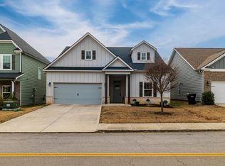 8768 Snowy Owl Rd, Ooltewah, TN 37363