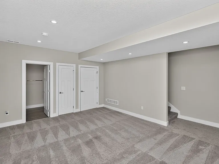 5638 Fernwood Dr — Photo 22