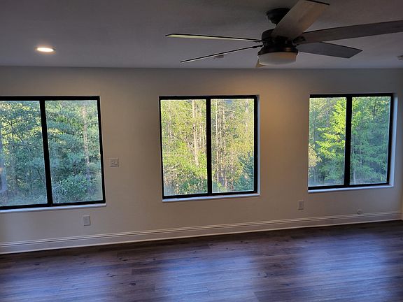 Lots of windows. Blinds are back ordered.