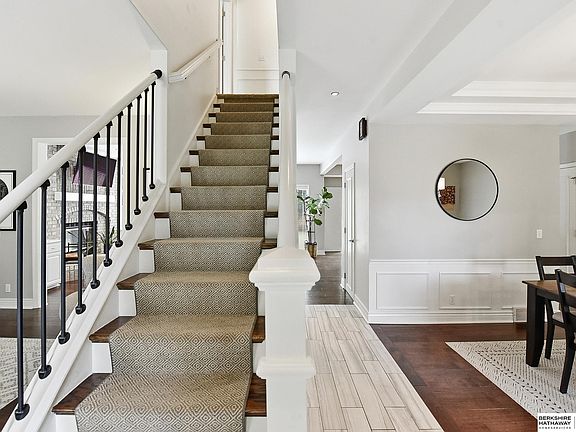 5th image of 4808 N 135th St