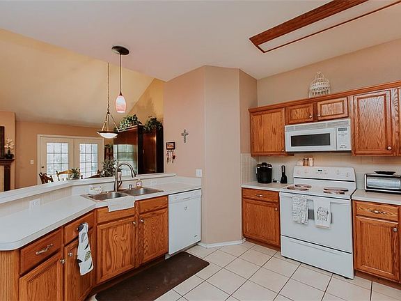 5th image of 15201 N Flamingo Dr