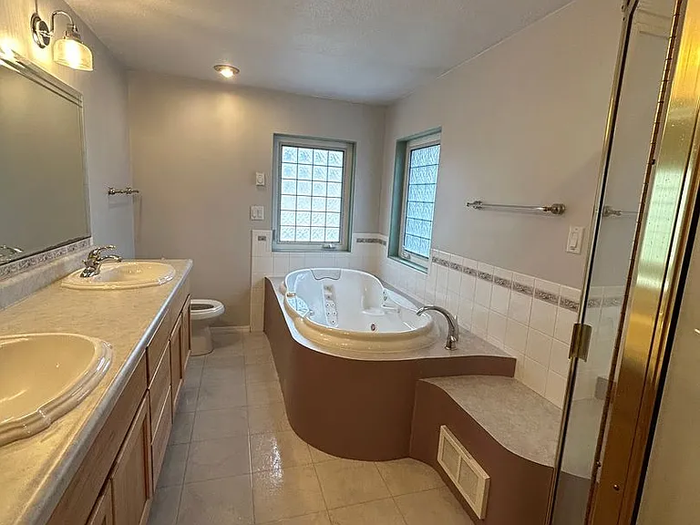 289 N Welcome Slough Rd — Photo 16