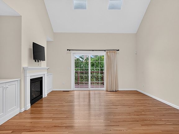 4th image of 4 Hastings Rd Unit 4
