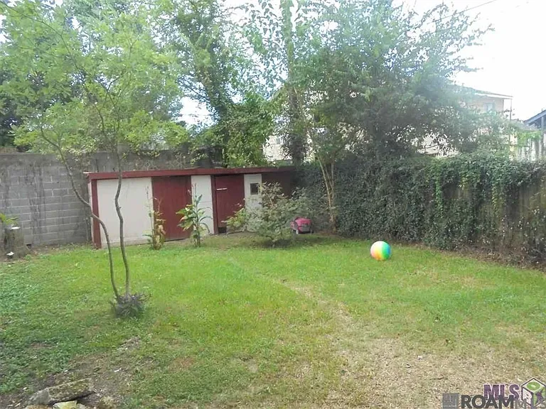 872 Aster St — Photo 14