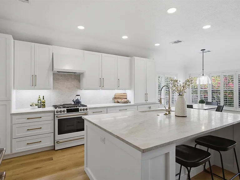 1833 Paradise Ridge Dr — Photo 13