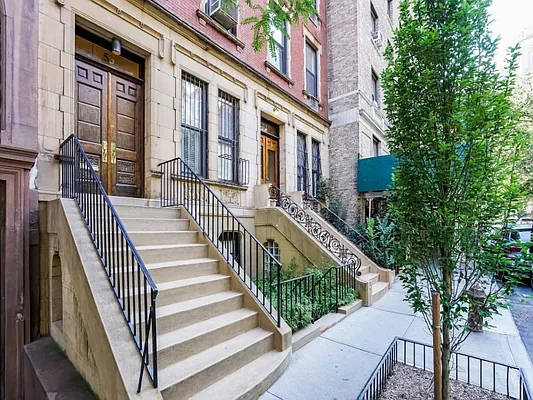 Rented by Sotheby's International Realty | media 23