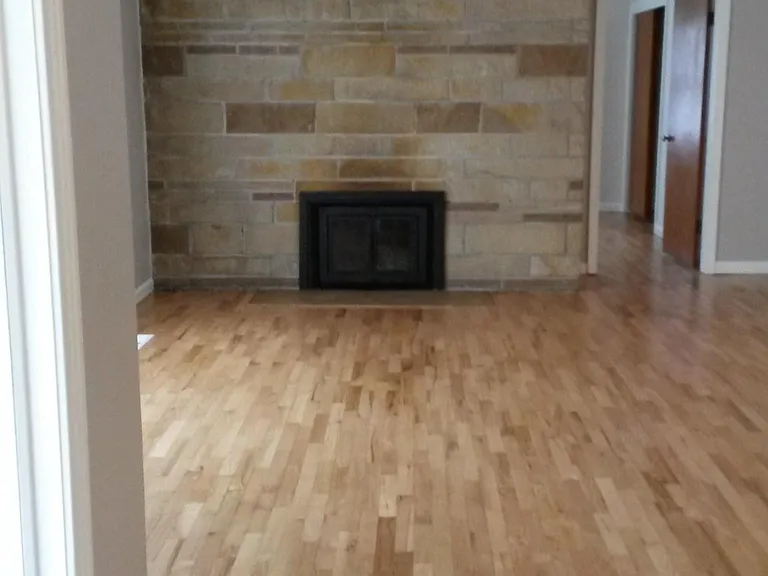 1279 Pontiac Rd — Photo 9