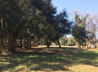 303 Bushoan Rd, Brunswick, GA 31525