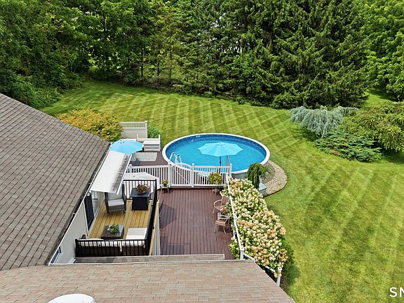 5th image of 1512 Country Club Road