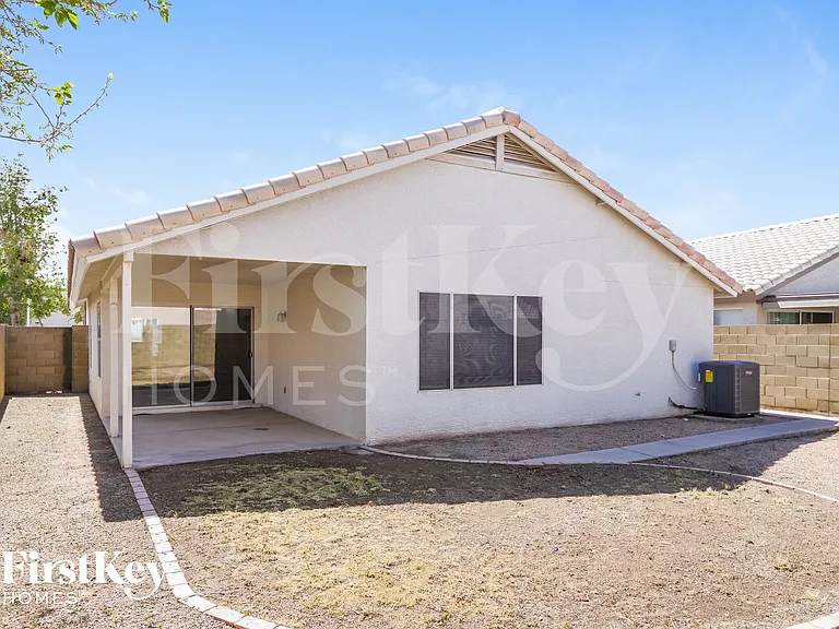 8402 W Bloomfield Rd — Photo 15